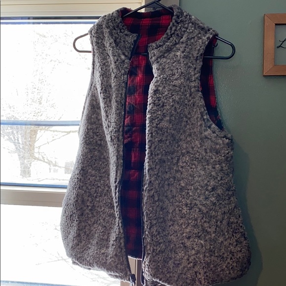 Vest - Picture 2 of 2